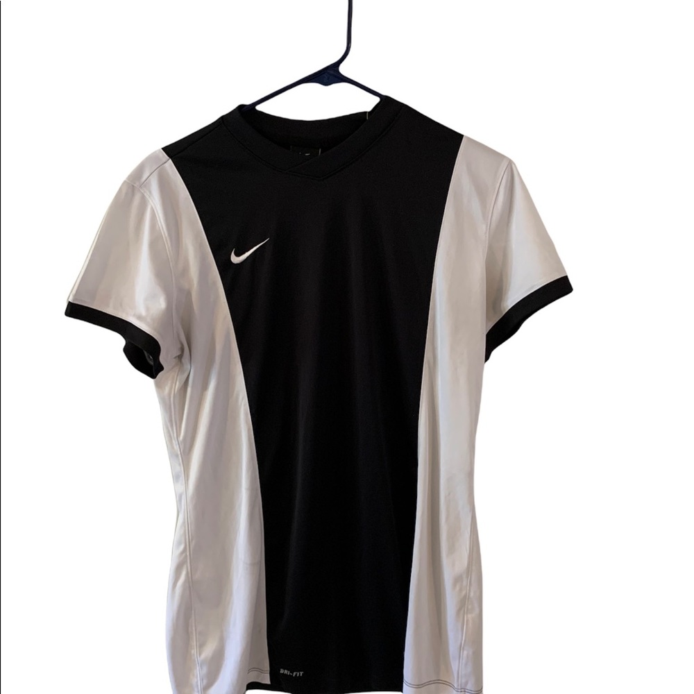 Nike Dry Fit T-Shirt